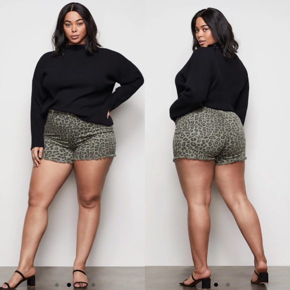 Good American Leopard The Cut-Offs Denim Shorts - Picture 2 of 10